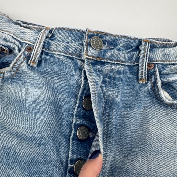 GRLFRND Jean Shorts Women 29 Blue Beverly Distressed Button Fly Light Wash Denim - Picture 6 of 14